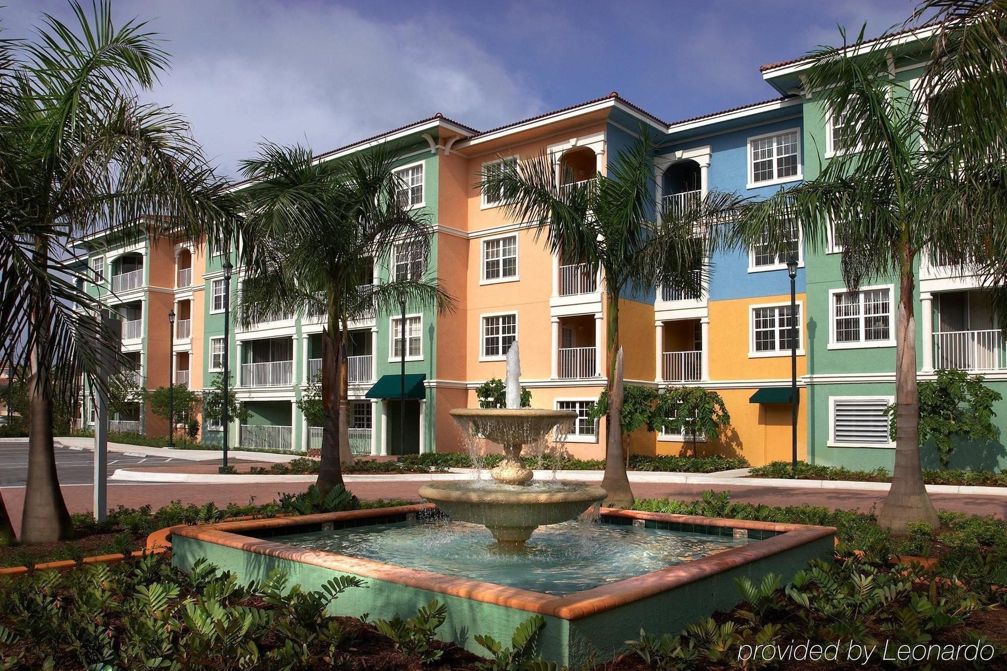 Mizner Place At Weston Town Center, Fort Lauderdale Exterior photo